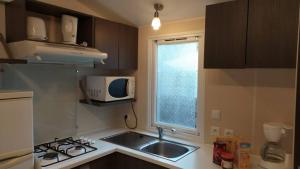 Flower Camping La Rivière