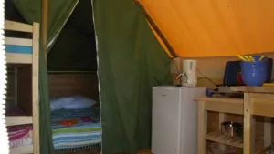 Camping La Roche d'Ully