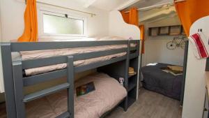 Flower Camping  A La Rencontre du Soleil