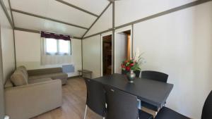 Flower Camping  A La Rencontre du Soleil