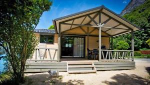 Flower Camping  A La Rencontre du Soleil