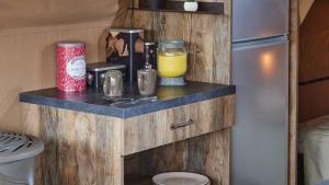 Flower Camping La Rivière