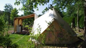 Flower Camping La Rochelambert