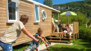 Camping La Roche d'Ully