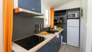 Flower Camping  A La Rencontre du Soleil