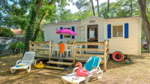 Camping Au Bois Des Biches