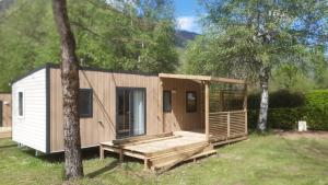 Flower Camping LA BEXANELLE