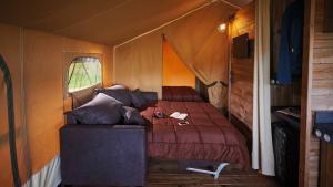 Flower Camping La Rivière