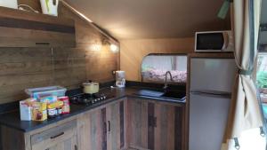 Flower Camping La Rivière