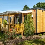 KOMFORT Cottage: 2 Schlafzimmer / 2 Badezimmer + Überdachte Terrasse + Fernseher (32 m² / 2022)
