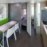 Stacaravan met airconditioning 2 slaapkamers + TV - by maeva