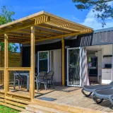Homeflower Premium - 35 m² - 3 slaapkamers + overdekt terras van 21 m² + AIRCONDITIONING + TV
