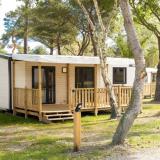 Stacaravan Premium 40m² (3 slaapkamers) + terras + TV + Vaatwasmachine