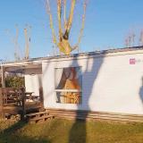 Stacaravan met 2 slaapkamers aan de kant van Ile aux Trésors (lagune)