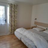 Mobile Home VIGNEMALE  2 rooms = Sheets + Towels + Cleaning for 4 People