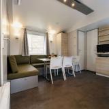 Stacaravan Comfort met airconditioning 3 slaapkamers + TV