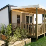 Premium 40-square-meter Mobile Home (2 bedrooms) + TV + Dishwasher + BBQ + Air Conditioning + 2 Bathrooms