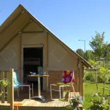 Lodge Canadienne voor gehandicapte persoon, de tent comfort voor 2 met ontbijt inbegrepen