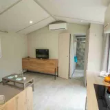 Stacaravan met airconditioning 2 slaapkamers + TV