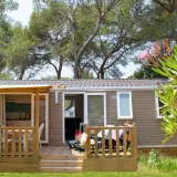 Stacaravan met airconditioning 3 slaapkamers + TV