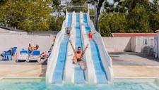 Flower Camping l'Escale du Perthuis